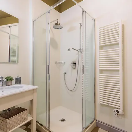 Ti 4 Bedrooms 4 Bathrooms شقة لوكا