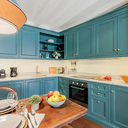 Ti 4 Bedrooms 4 Bathrooms *