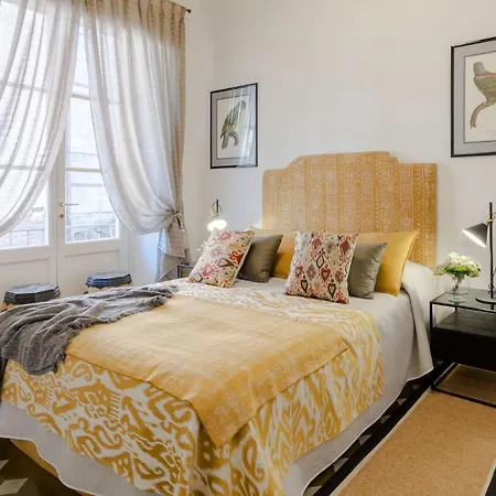 Ti 4 Bedrooms 4 Bathrooms شقة