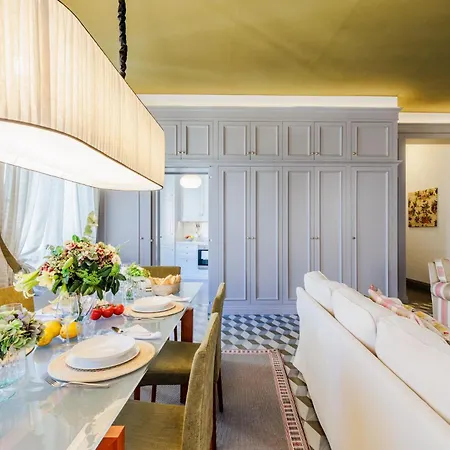 شقة Ti 4 Bedrooms 4 Bathrooms لوكا